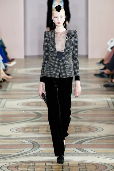 Look 68